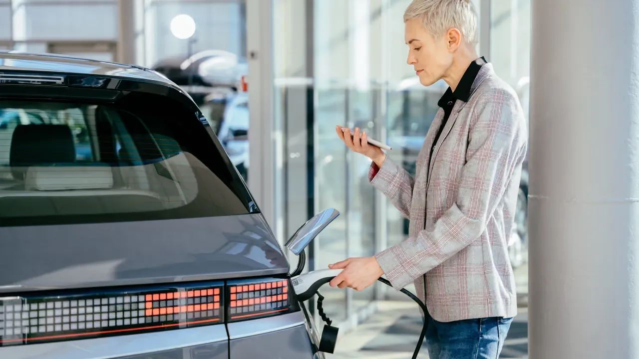Varför elbilsbatterier kräver nya lösningar